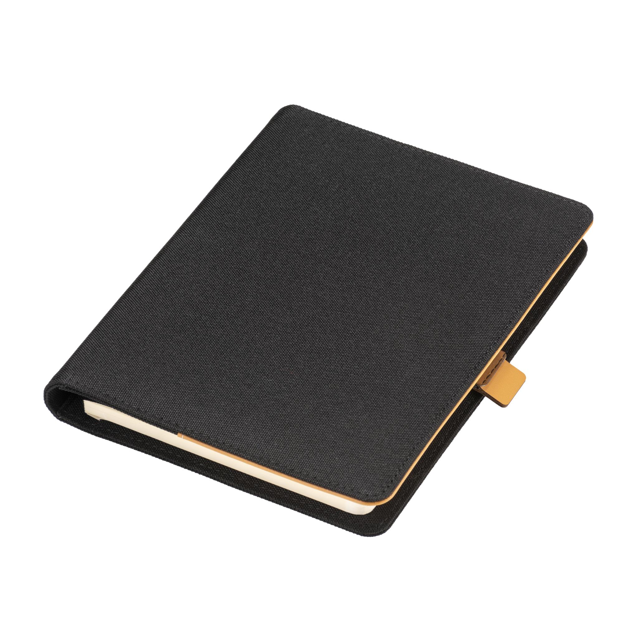 A5 R-PET-Ordner mit Metallverschlusshaken A5 R-PET-Ordner mit Metallverschlusshaken